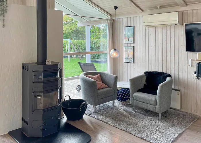 Дом отдыха Pet Friendly In With Sauna Хамбл