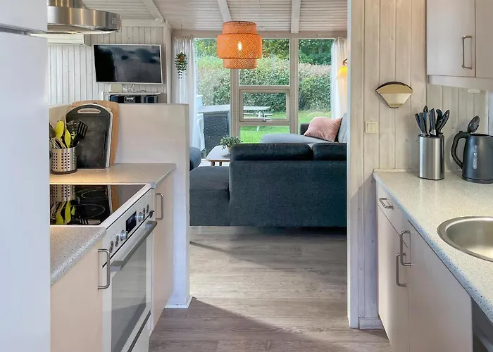 Дом отдыха Pet Friendly In With Sauna *